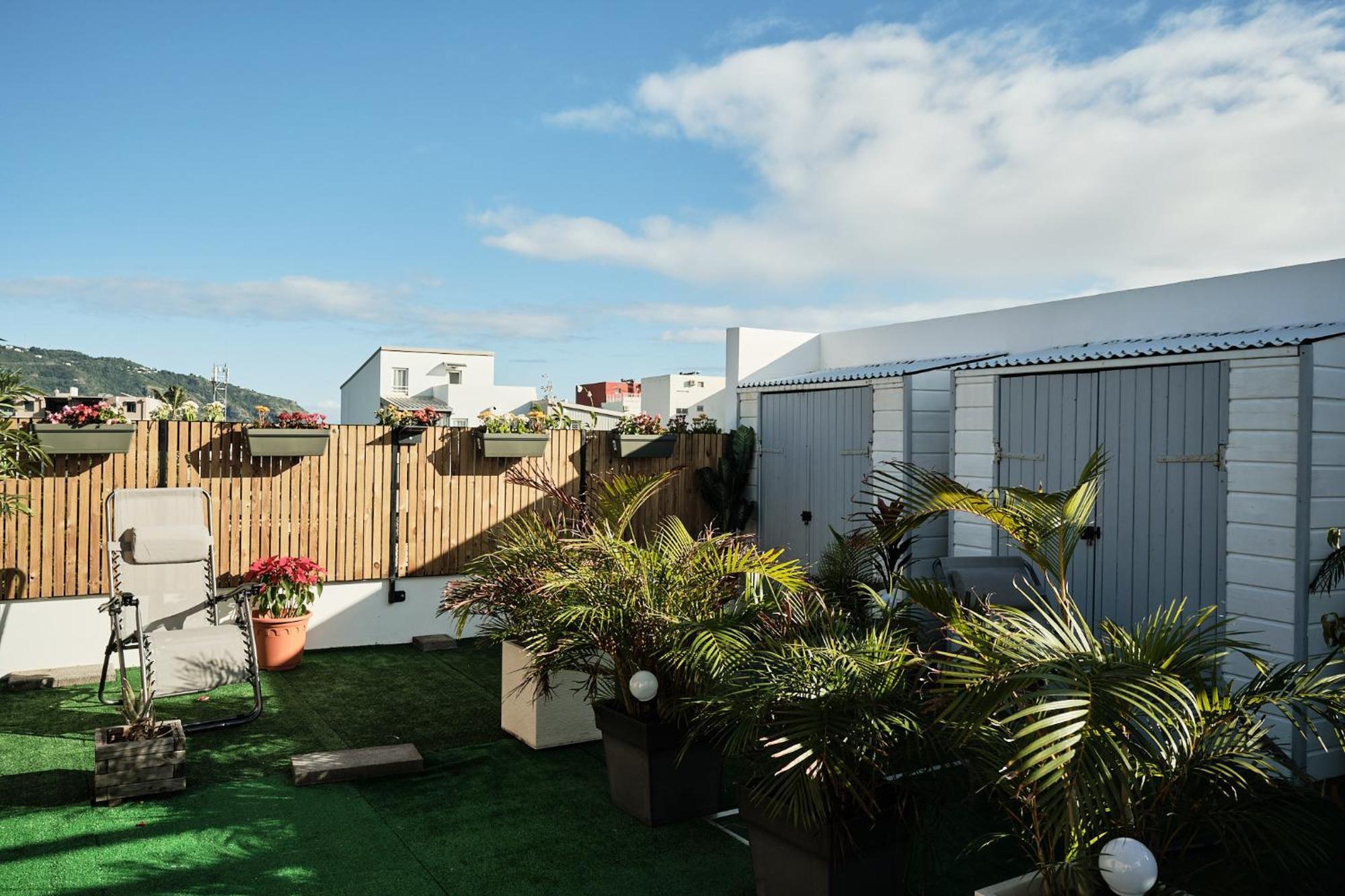 Апартаменти Appart'Eden : Vue Panoramique Sur Saint-Denis Сент-Клотільд Екстер'єр фото
